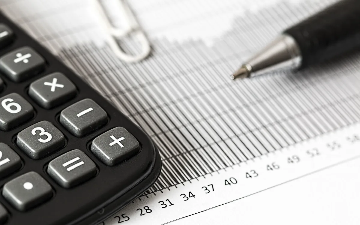 Ocena prawna i kalkulacja finansowa to dwa różne etapy